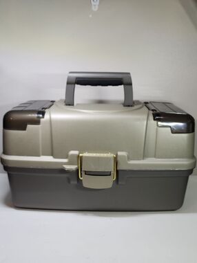 Three-Tray Tacke Box< Portable Tool/Storage Box in Light Taupe and Dark Gray
